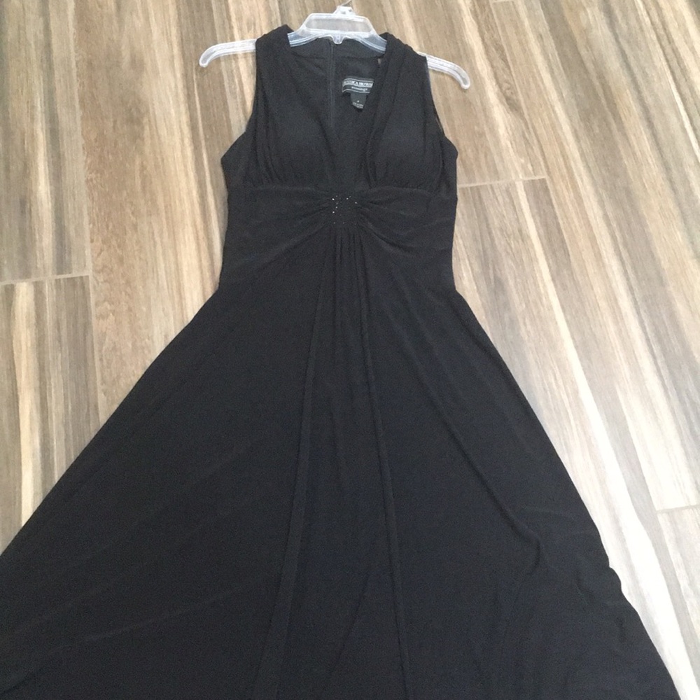 Black Jessica Howard evenings dress